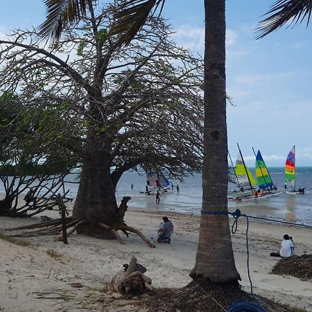 Funky Squids Beach Resort Bagamoyo Exteriör bild